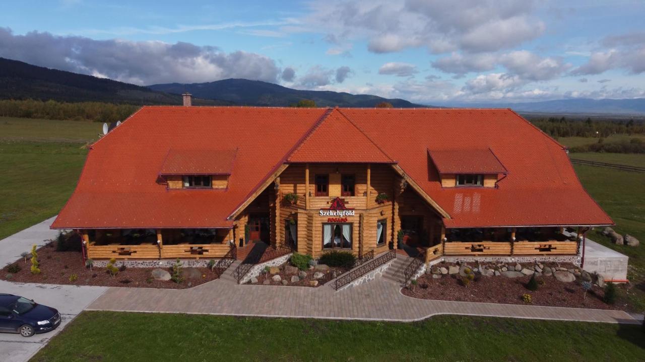 Szekelyfoeld Fogado Hotel Borzont Exterior photo